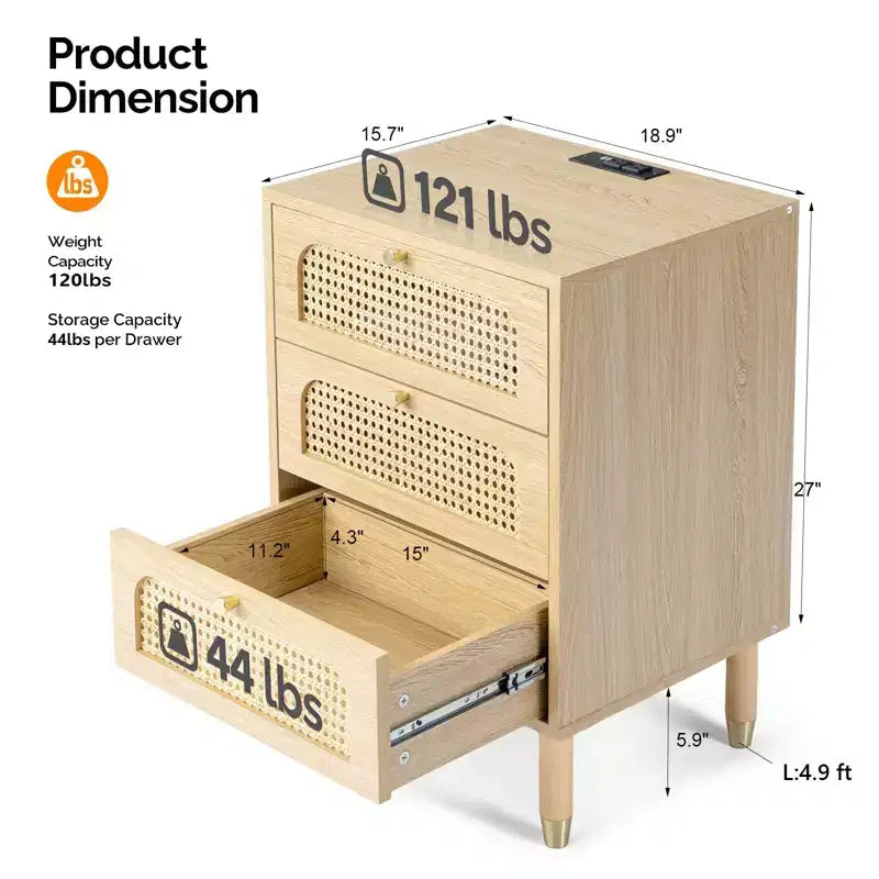 Comodino a 3 cassetti in MDF naturale con cassetti in rattan e presa di corrente