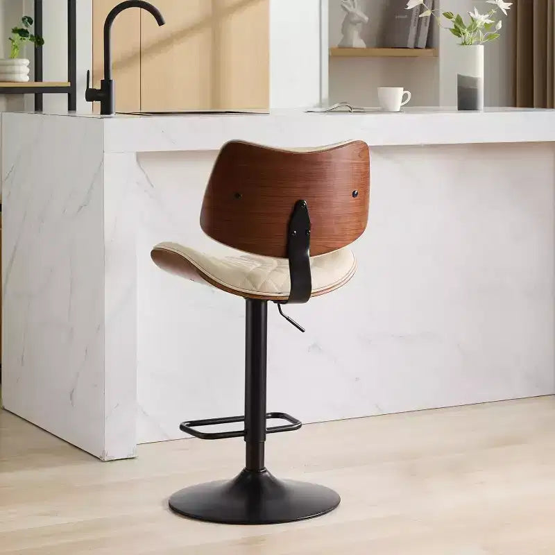 Sgabello da Bar Moderno Girevole con Altezza Regolabile, Legno Curvato in Noce e Ecopelle, Rotazione a 360°, Schienale Ergonomico, Base Stabile per Cucina e Home Bar